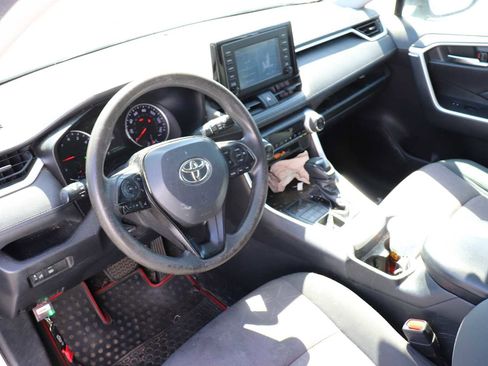 Certified 2019 Toyota RAV4 XLE AWD/4WD image 10