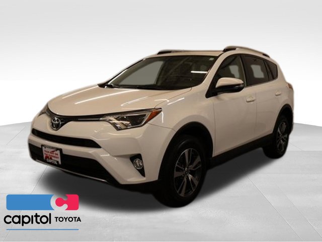 Used 2016 Toyota RAV4 XLE AWD/4WD image 5