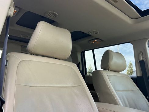 Used 2014 Ford Flex SEL w/ Equipment Group 202A FWD image 18
