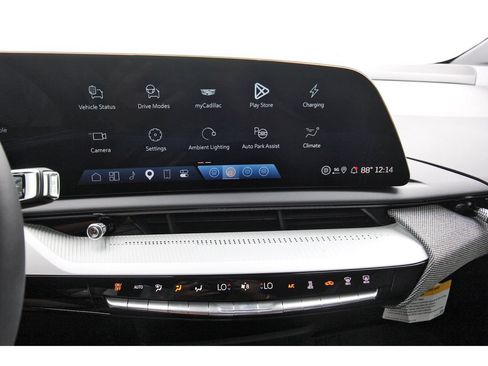 New 2027 Cadillac Optiq Luxury AWD/4WD image 16