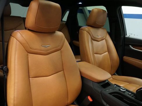 Certified 2023 Cadillac XT5 Premium Luxury image 18