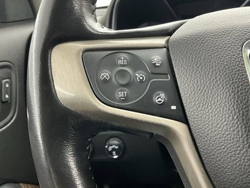 Used 2018 GMC Canyon Denali image 17