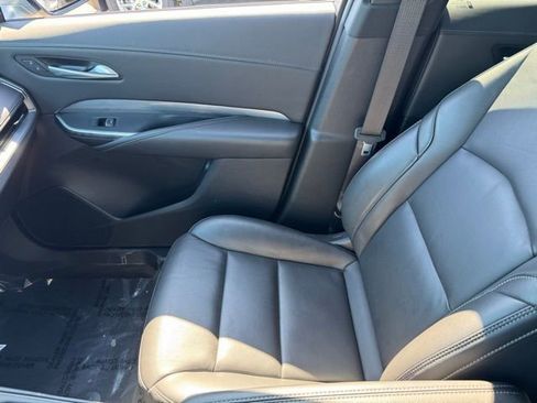 Certified 2025 Cadillac XT4 Premium Luxury AWD/4WD image 21