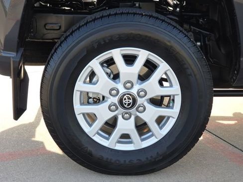 Used 2024 Toyota Tacoma SR5 RWD image 9