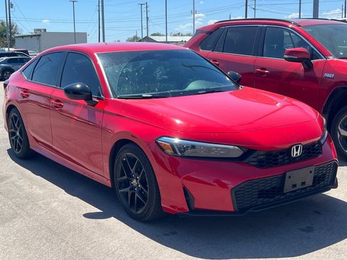 Used 2025 Honda Civic Sport image 2