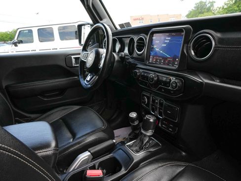 Used 2021 Jeep Wrangler Unlimited Sahara w/ Cold Weather Group AWD/4WD image 49