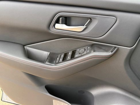 New 2026 Nissan Rogue SV image 20