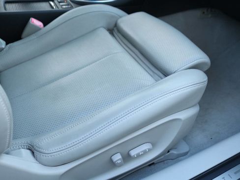 Used 2008 INFINITI G37 Sport w/ Premium Pkg image 19