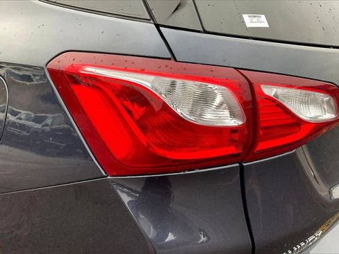 Used 2018 Chevrolet Equinox LT image 26