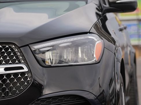 Used 2024 Mercedes-Benz GLE 450 4MATIC image 10