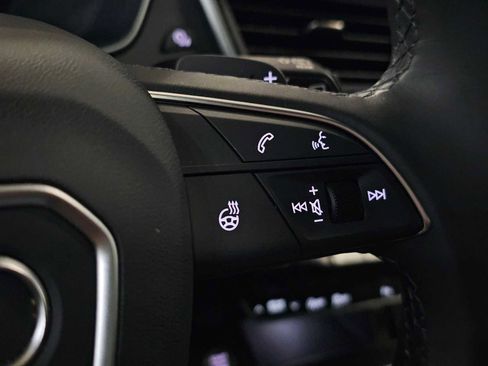 Used 2025 Audi Q5 2.0T Premium w/ Convenience Plus Package image 28