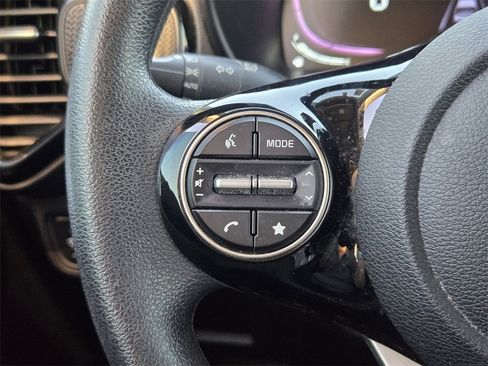 Certified 2023 Kia Soul S image 24