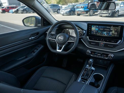 New 2025 Nissan Altima 2.5 SV w/ SV Premium Package image 13