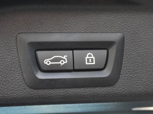 Used 2020 BMW X5 xDrive40i w/ Executive Package image 43