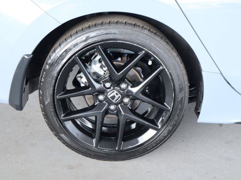 Used 2024 Honda Civic Sport image 5