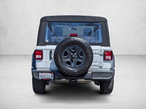 Used 2024 Jeep Wrangler Sport AWD/4WD image 7