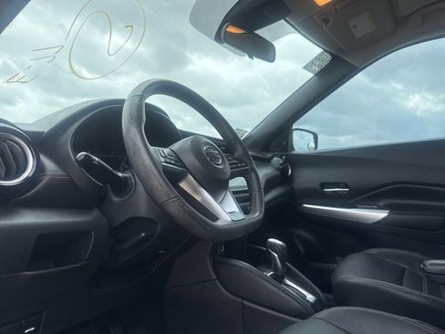 Certified 2020 Nissan Kicks SR w/ SR Premium Package image 31