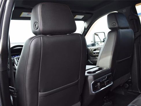 Used 2020 GMC Sierra 2500 AT4 w/ AT4 Premium Package image 33