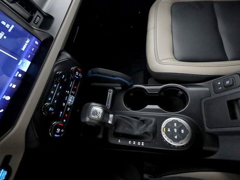 Used 2023 Ford Bronco Wildtrak image 33