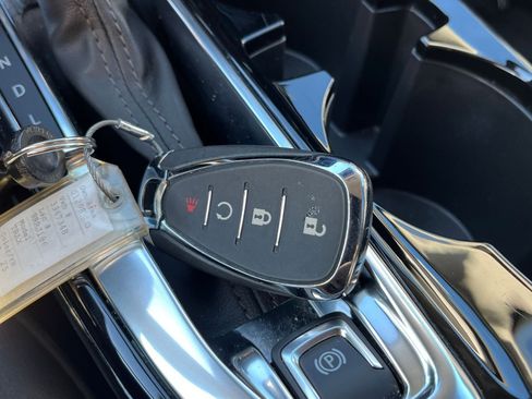 Used 2025 Chevrolet Trax LT image 22