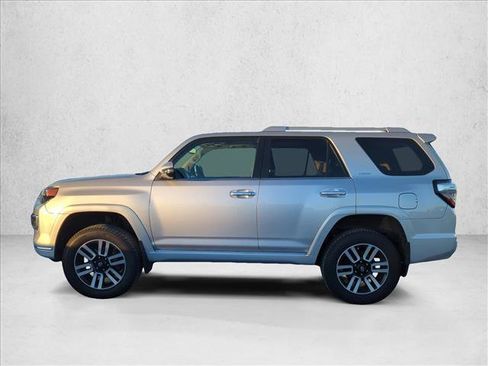 Used 2018 Toyota 4Runner Limited image 5