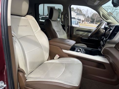 Used 2019 RAM 2500 Laramie image 19