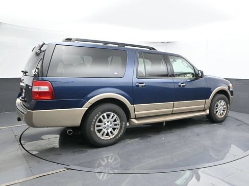 Used 2014 Ford Expedition EL XLT w/ Equipment Group 202A AWD/4WD image 3