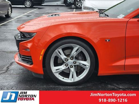 Used 2019 Chevrolet Camaro SS RWD image 8
