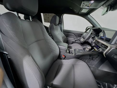 Used 2024 Toyota Tacoma SR5 image 31