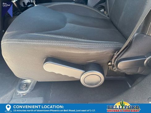 Used 2016 Jeep Wrangler Unlimited Rubicon w/ Connectivity Group AWD/4WD image 20