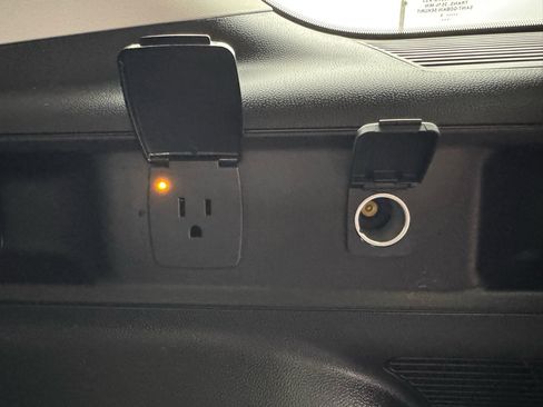 Used 2025 Ford Bronco Sport Badlands image 31