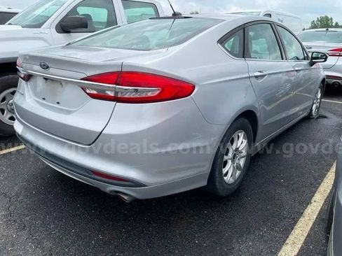 Used 2017 Ford Fusion S FWD image 6