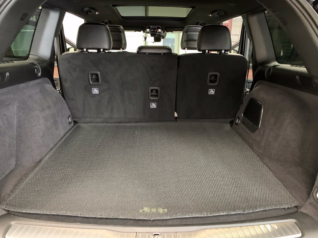 Certified 2023 Jeep Grand Cherokee Summit w/ Advanced Protech Group IV AWD/4WD image 14