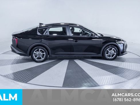 Used 2025 Kia K4 FWD image 11