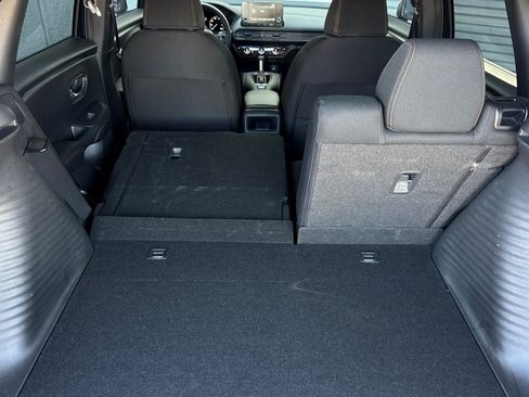 Certified 2025 Honda HR-V Sport image 26