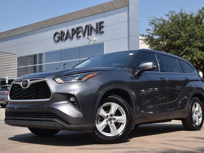 Used 2021 Toyota Highlander LE