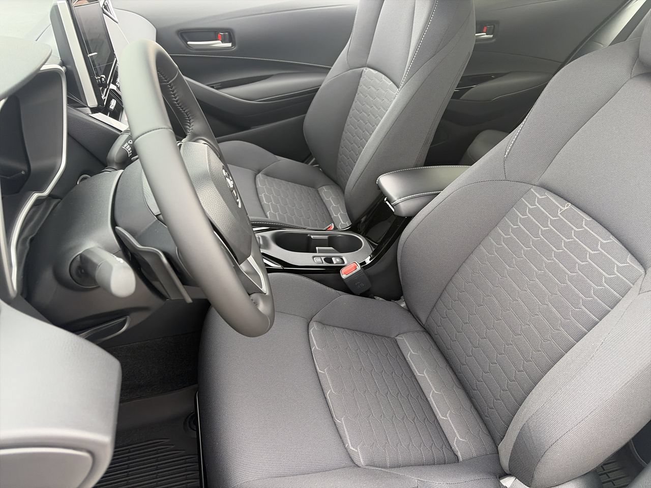 New 2027 Toyota Corolla SE FWD image 19