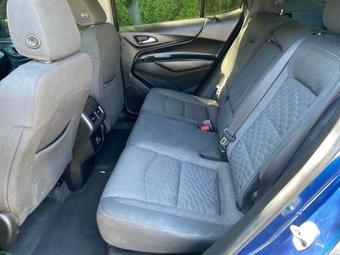 Used 2019 Chevrolet Equinox LT FWD image 16