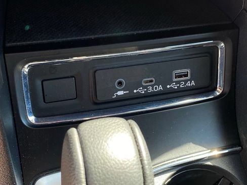 Used 2025 Subaru Ascent Premium AWD/4WD image 20