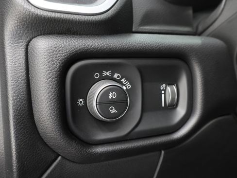 Used 2022 RAM 2500 Big Horn w/ Night Edition image 39