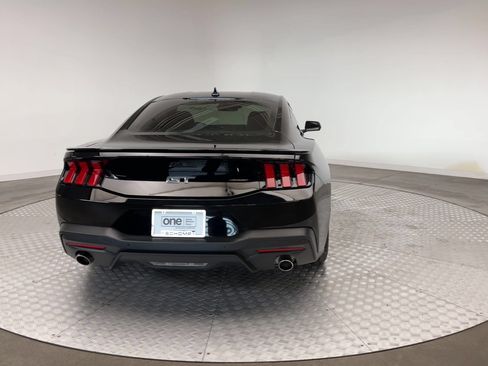 Used 2024 Ford Mustang GT Premium RWD image 7