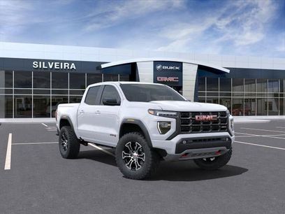New 2025 GMC Canyon AT4