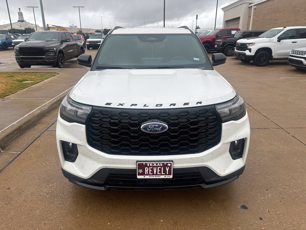 Used 2026 Ford Explorer ST-Line w/ ST-Line Street Pack RWD image 15