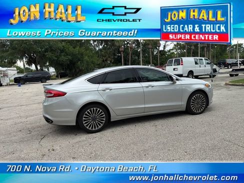 Used 2017 Ford Fusion Titanium FWD image 13
