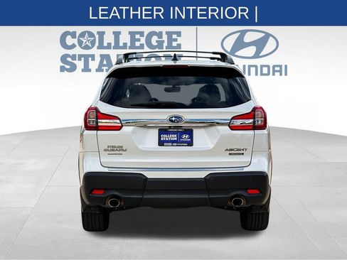 Used 2022 Subaru Ascent Touring w/ Popular Package #2A image 9