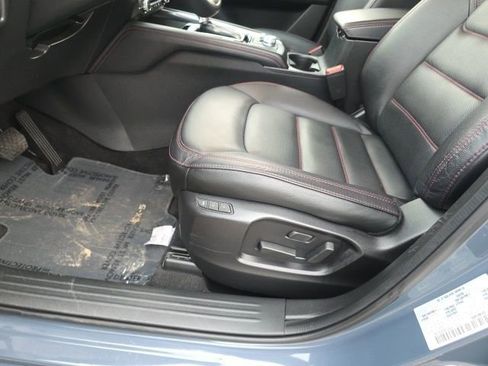 Used 2025 MAZDA CX-5 Carbon Edition image 10