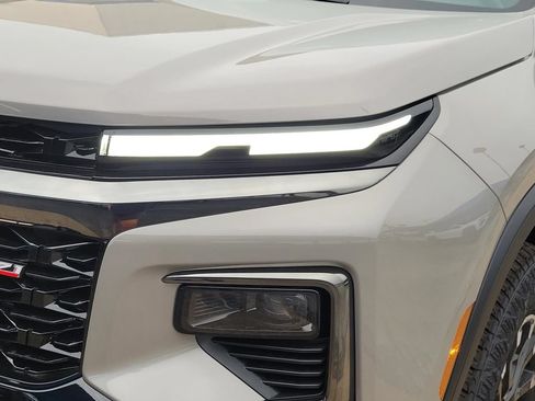New 2026 Chevrolet Traverse Z71 w/ Enhanced Driving Package AWD/4WD image 5