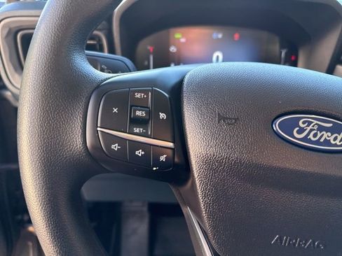 Used 2025 Ford Maverick XL image 15