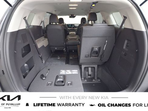 New 2026 Kia Carnival image 19