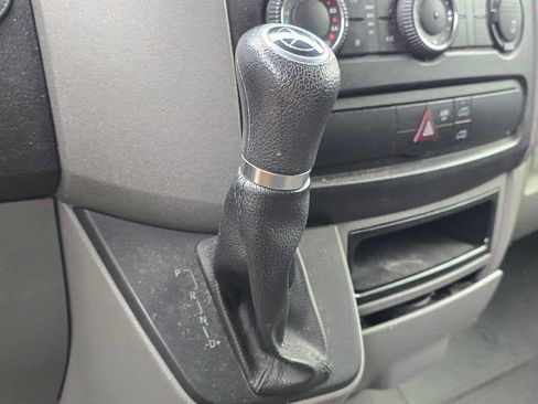 Used 2018 Mercedes-Benz Sprinter 2500 image 28